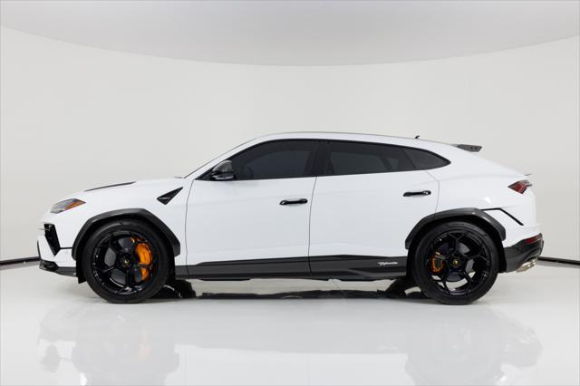2024 Lamborghini Urus Performante