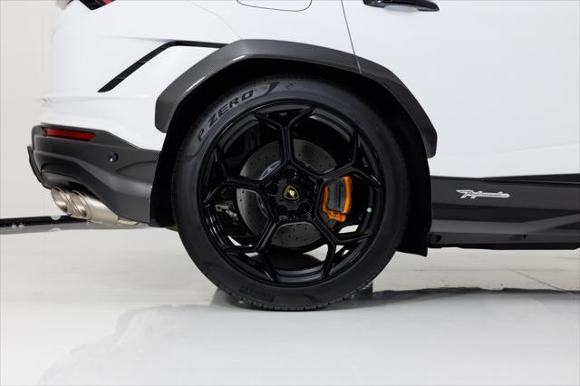2024 Lamborghini Urus Performante