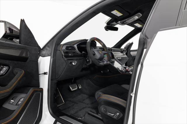 2024 Lamborghini Urus Performante