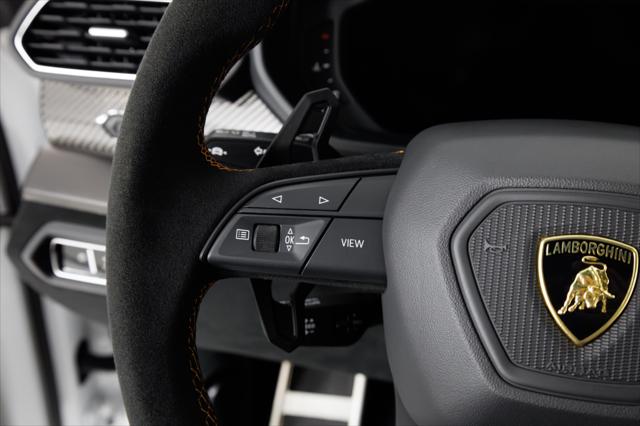 2024 Lamborghini Urus Performante