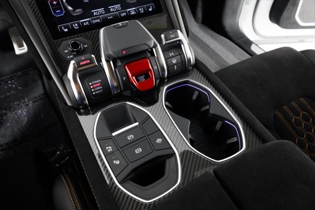 2024 Lamborghini Urus Performante
