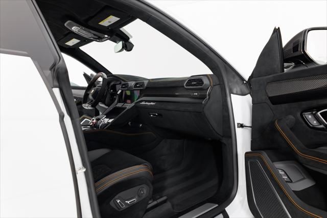2024 Lamborghini Urus Performante