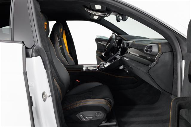 2024 Lamborghini Urus Performante