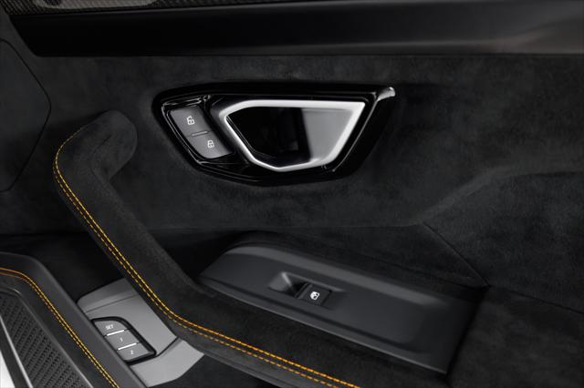 2024 Lamborghini Urus Performante