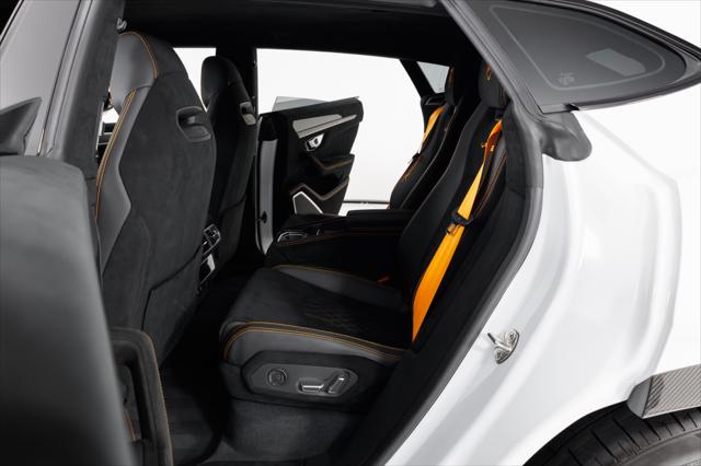 2024 Lamborghini Urus Performante