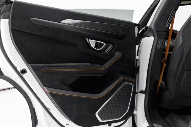 2024 Lamborghini Urus Performante