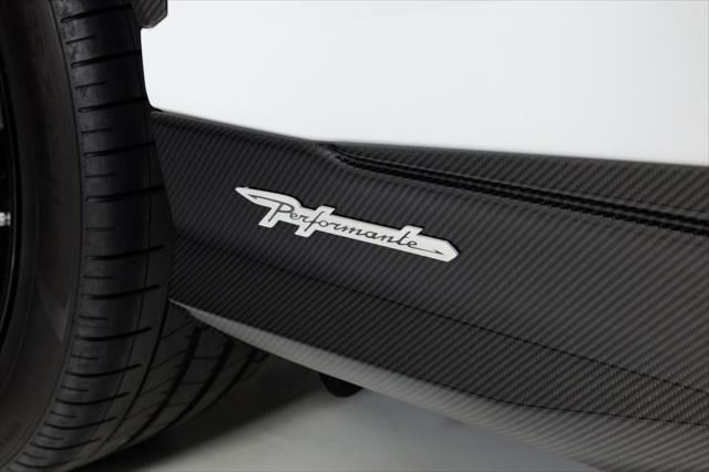 2024 Lamborghini Urus Performante