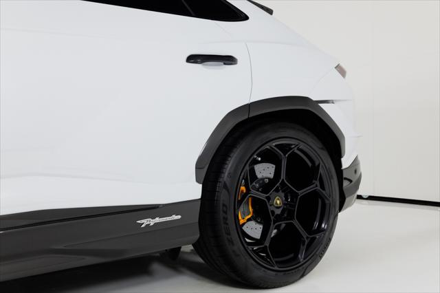 2024 Lamborghini Urus Performante