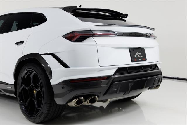 2024 Lamborghini Urus Performante