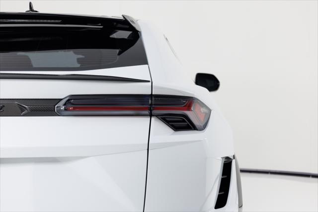 2024 Lamborghini Urus Performante