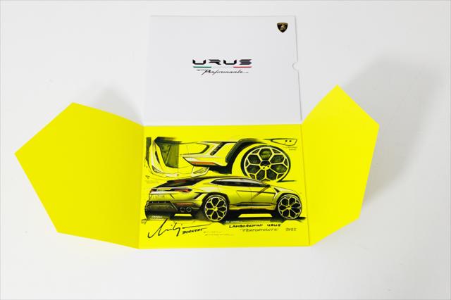 2024 Lamborghini Urus Performante