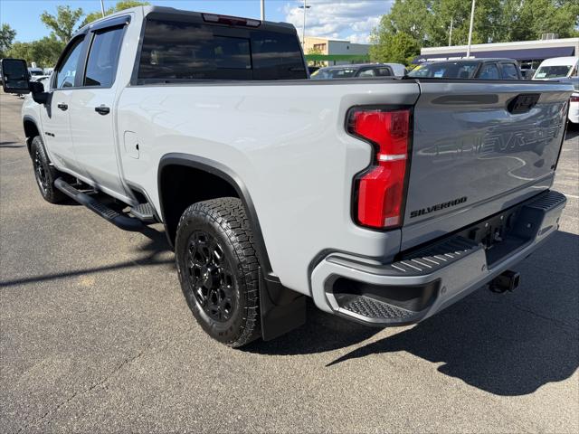 2024 Chevrolet Silverado 2500HD 4WD Crew Cab Standard Bed LT