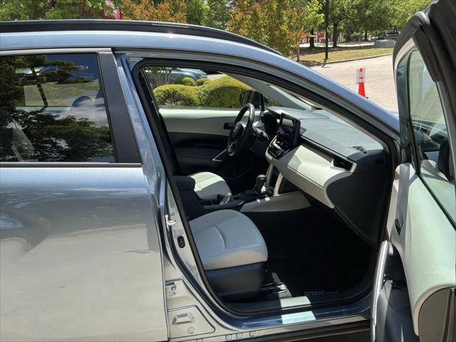 2025 Toyota Corolla Cross LE