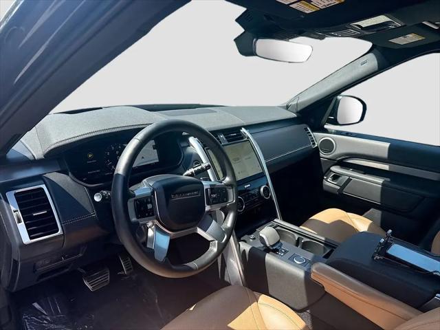 2024 Land Rover Discovery P360 Dynamic SE