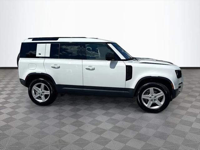 2021 Land Rover Defender 110 SE