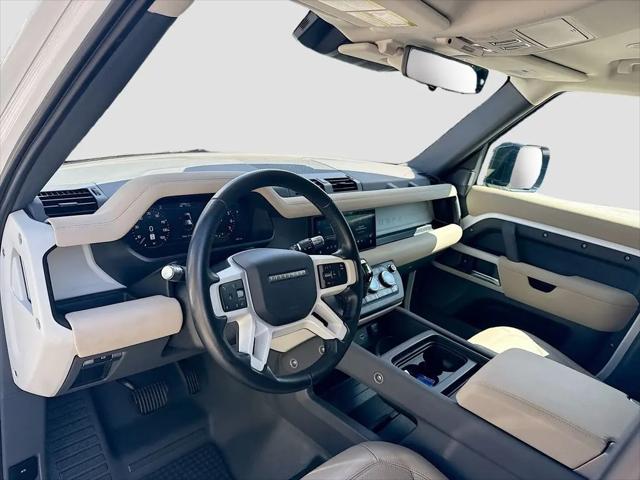 2021 Land Rover Defender 110 SE