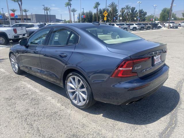 2021 Volvo S60 T6 Momentum