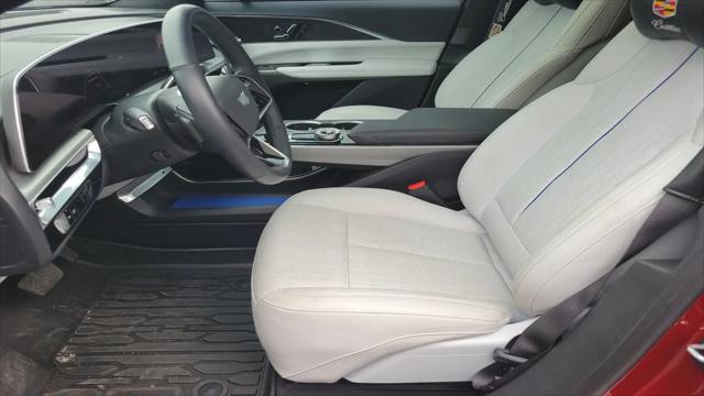 2024 Cadillac iQ Luxury w/1SC
