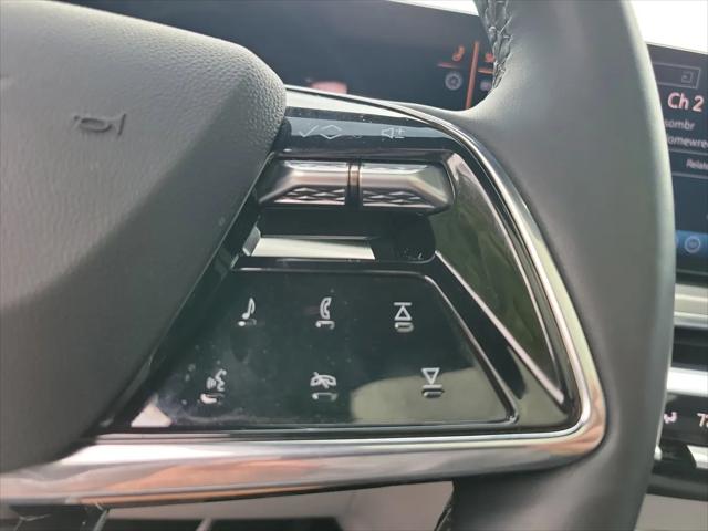 2024 Cadillac iQ Luxury w/1SC