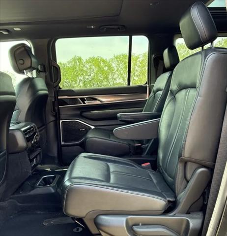 2022 Jeep Wagoneer Series II Carbide