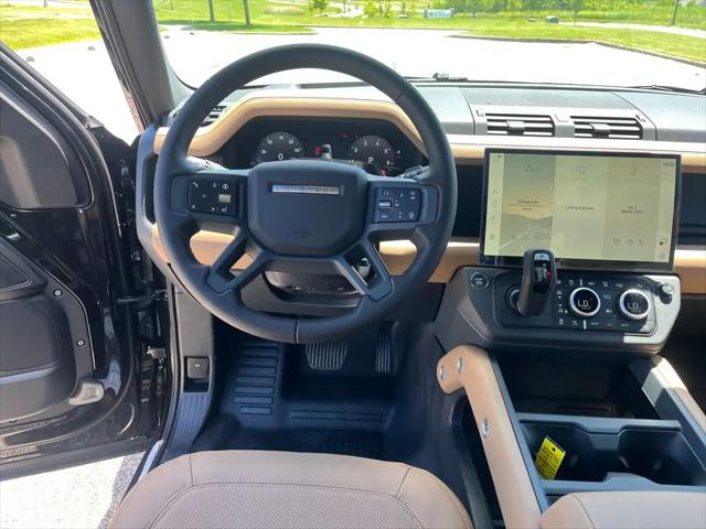 2026 Land Rover Defender P400 X-Dynamic SE