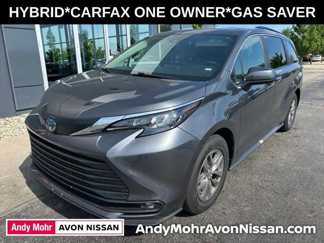 2025 Toyota Sienna XLE