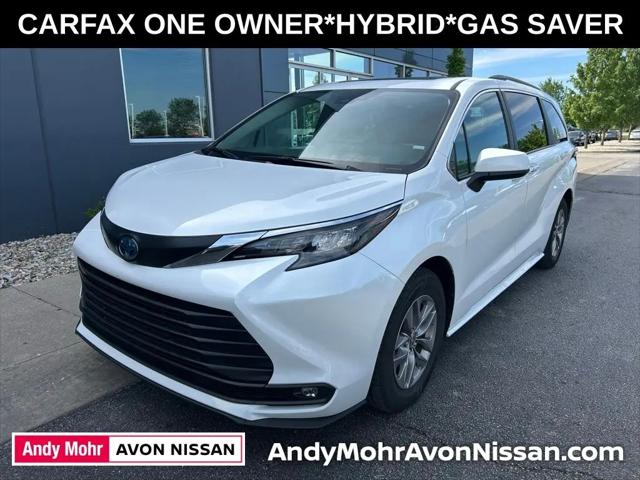 2025 Toyota Sienna XLE