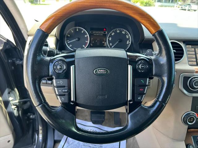 2015 Land Rover LR4 LUX
