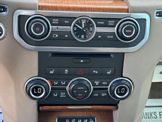 2015 Land Rover LR4 LUX