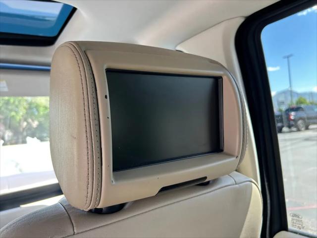 2015 Land Rover LR4 LUX
