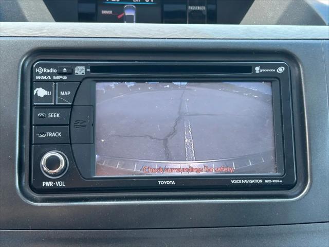 2013 Toyota Sienna SE 8 Passenger