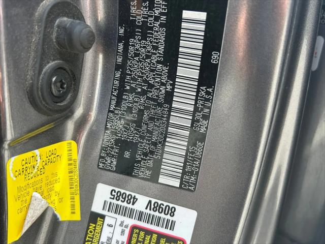 2013 Toyota Sienna SE 8 Passenger