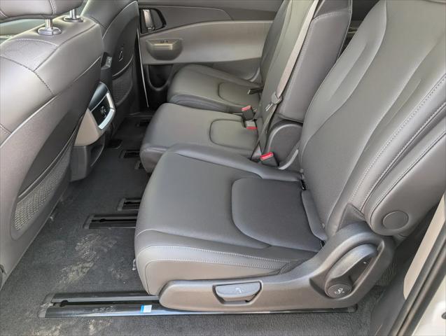 2026 Kia Carnival MPV EX