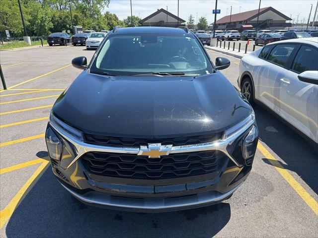 2025 Chevrolet Trax FWD LT