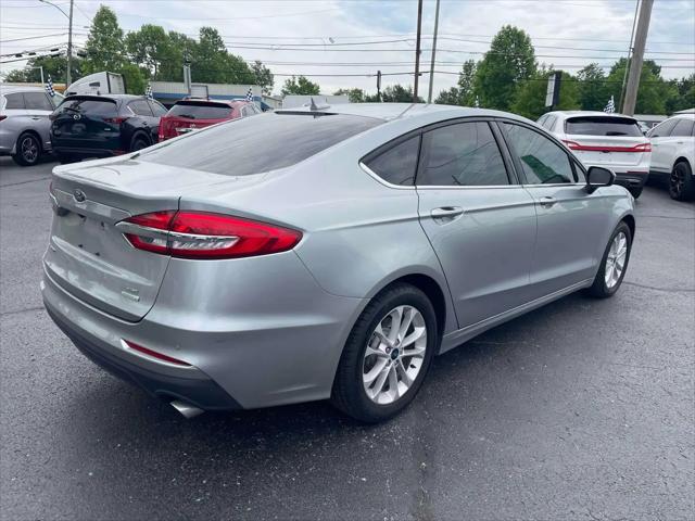 2020 Ford Fusion SE