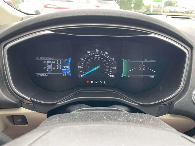 2020 Ford Fusion SE