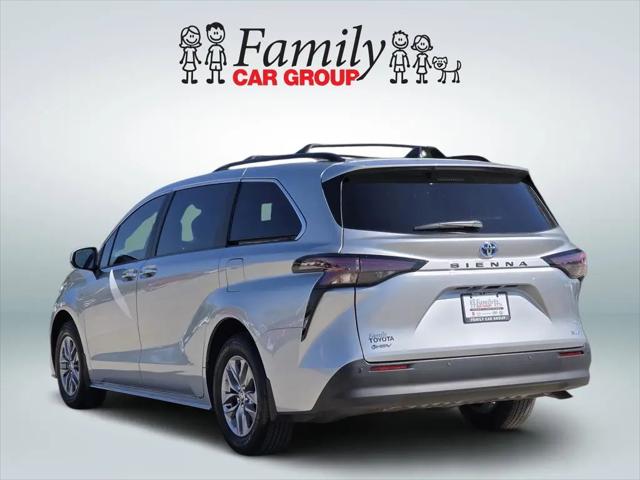 2025 Toyota Sienna XLE