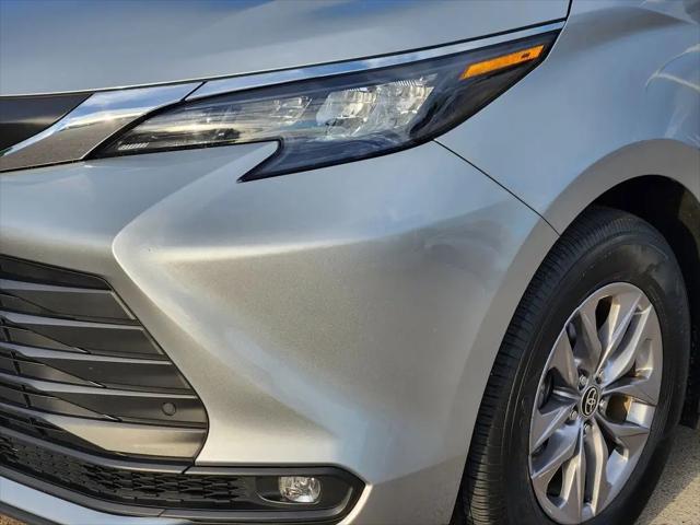 2025 Toyota Sienna XLE