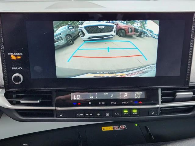 2025 Toyota Sienna XLE