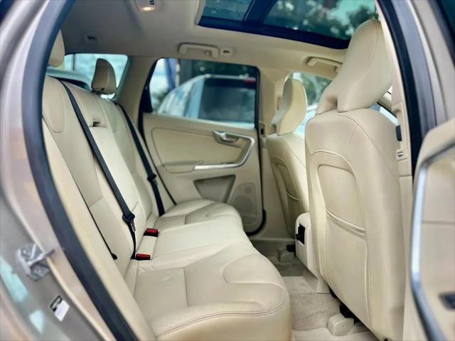 2015 Volvo XC60 T5 Premier