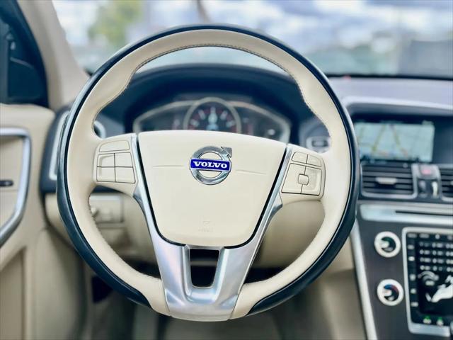 2015 Volvo XC60 T5 Premier