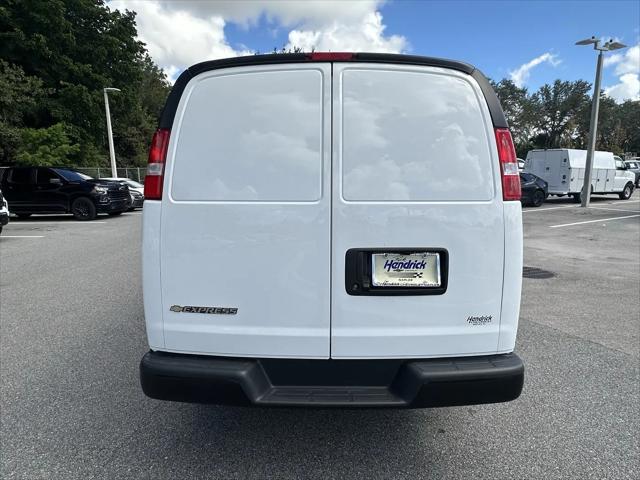 2025 Chevrolet Express Cargo Van RWD 2500 Regular Wheelbase WT