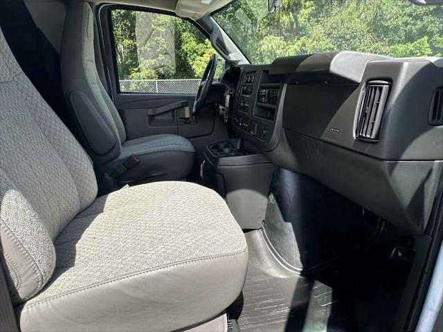 2025 Chevrolet Express Cargo Van RWD 2500 Regular Wheelbase WT