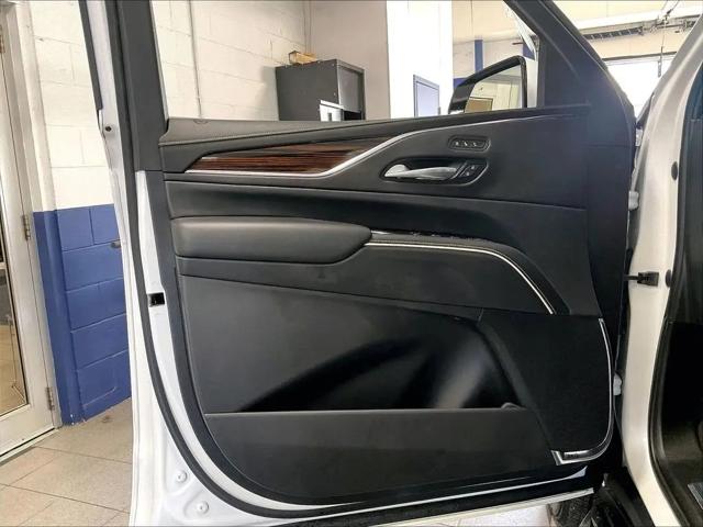 2023 Cadillac Escalade 4WD Premium Luxury