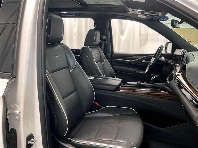 2023 Cadillac Escalade 4WD Premium Luxury