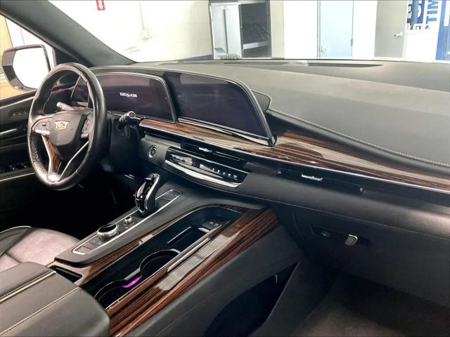 2023 Cadillac Escalade 4WD Premium Luxury