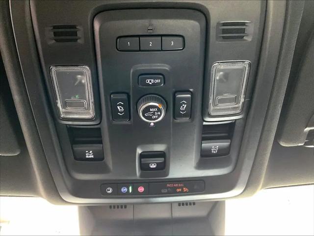 2023 Cadillac Escalade 4WD Premium Luxury