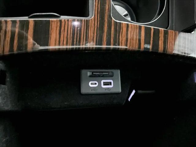 2023 Cadillac Escalade 4WD Premium Luxury
