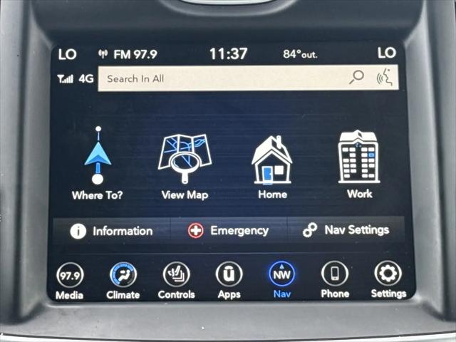 2023 Chrysler 300 Touring L
