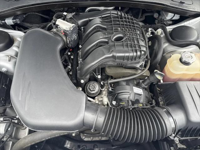 2023 Chrysler 300 Touring L